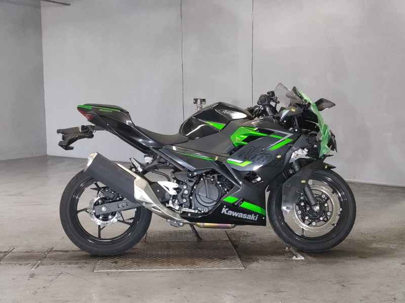 Kawasaki Ninja 400 2023