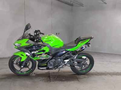 Kawasaki Ninja 400 2018