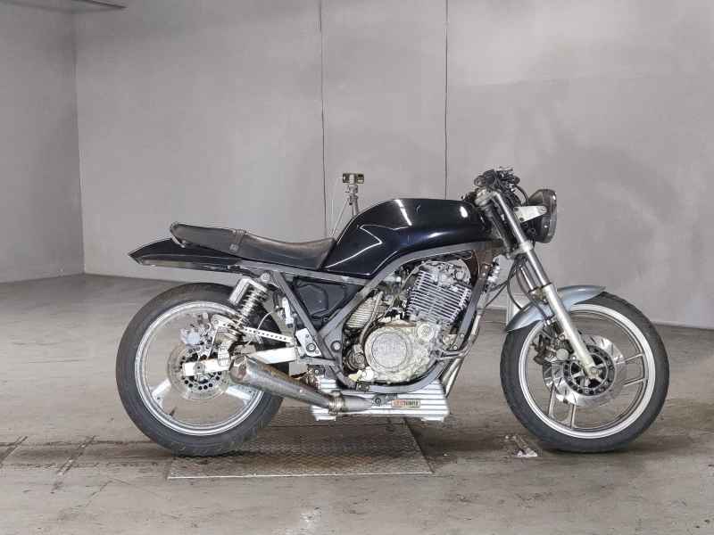 Yamaha SRX600