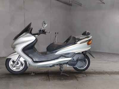 Yamaha Majesty 250