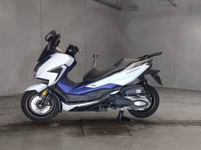 Honda Forza