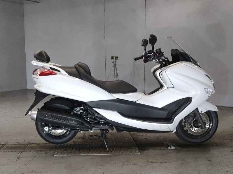 Yamaha Majesty 250