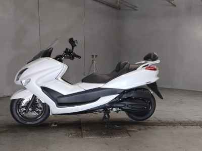 Yamaha Majesty 250