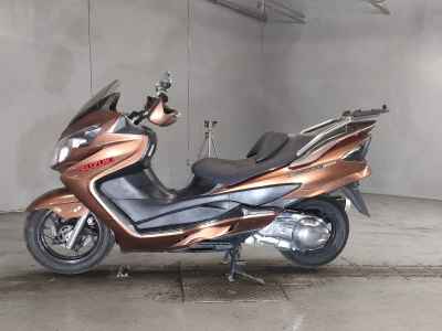 Suzuki Skywave 250S