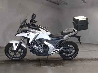 Honda NC750X DCT