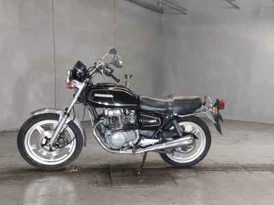 Honda CB223S