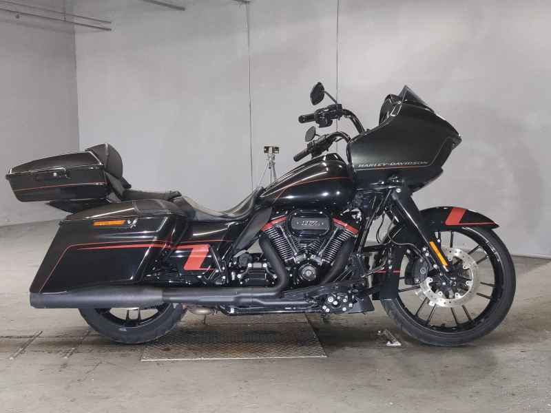 Harley-Davidson Road Glide FLTRXSE1923 CVO 2017