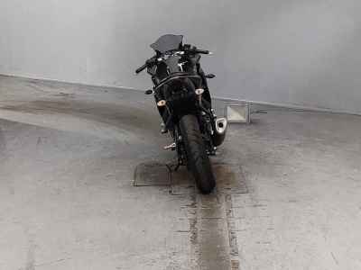 Yamaha YZF-R25 2015