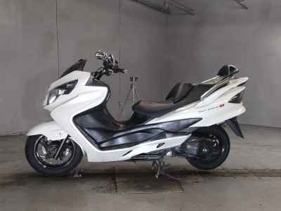 Suzuki Skywave 250M