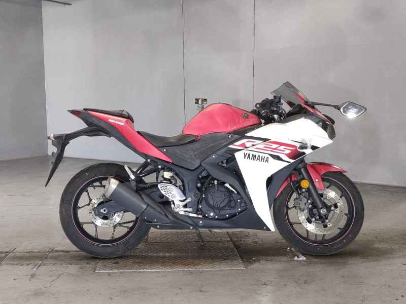 Yamaha YZF-R25 2015
