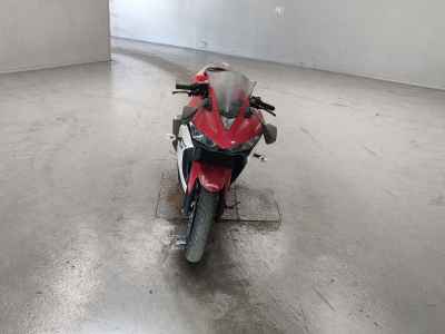 Yamaha YZF-R25 2015