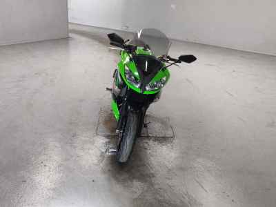 Kawasaki Ninja 400R 2013