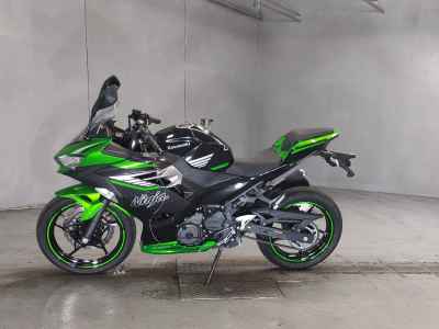 Kawasaki Ninja 400 2024