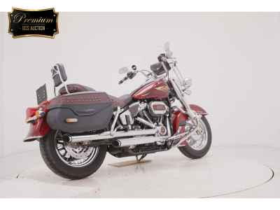Harley-Davidson FLHCS1870 2023