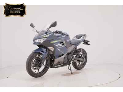 Kawasaki Ninja 400 2024