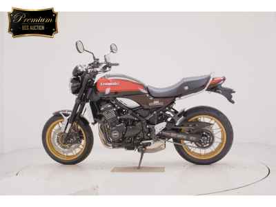Kawasaki Z900RS 2023