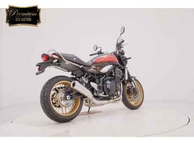 Kawasaki Z900RS 2023