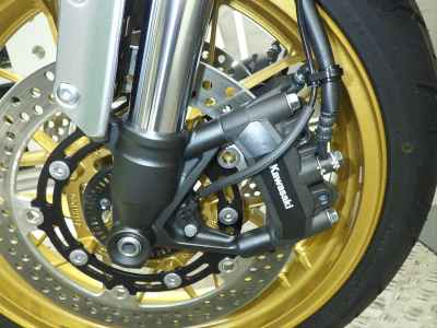 Kawasaki Z900RS 2023