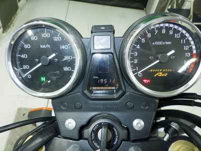 Honda CB400SF 2015