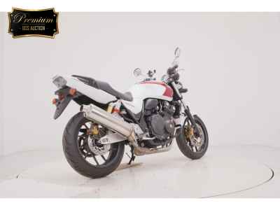 Honda CB400SF 2015