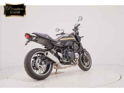 Kawasaki Z900RS 2022