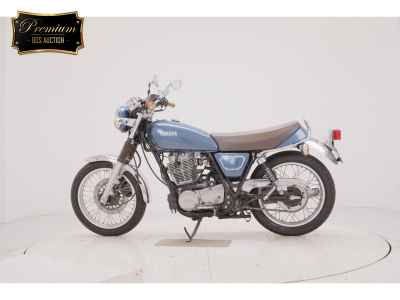 Yamaha SR400 2020