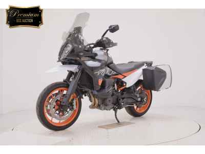 KTM 890 SMT 2024