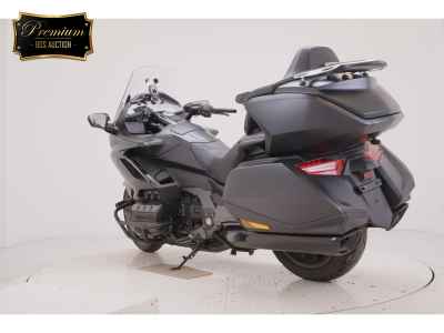 Honda GL1800 Gold Wing Tour DCT 2021