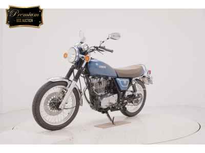Yamaha SR400 2019
