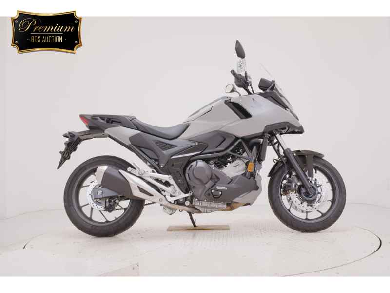 Honda NC750X DCT 2025