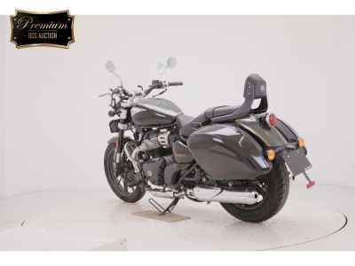 Royal Enfield SUPER METEO 650TS 2024