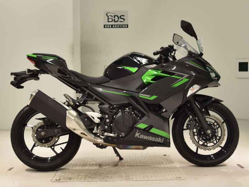 Kawasaki Ninja 400 2023
