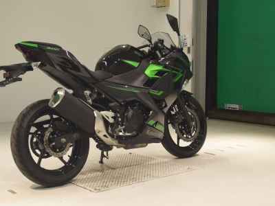 Kawasaki Ninja 400 2023