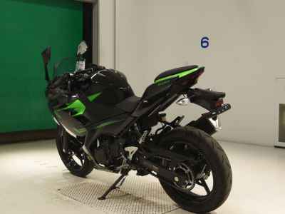 Kawasaki Ninja 400 2023