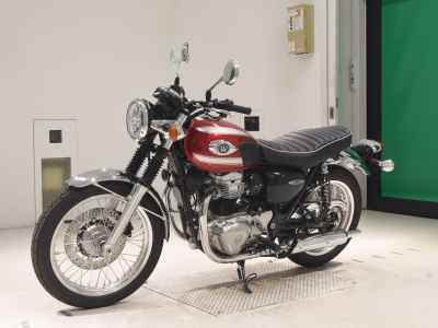 Kawasaki W800 2022