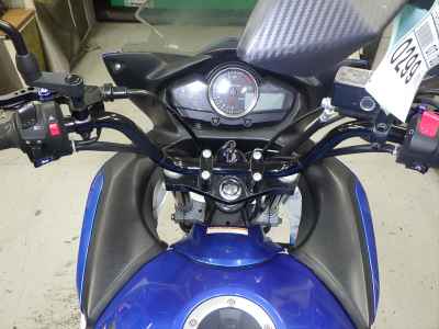 Suzuki GSR250F