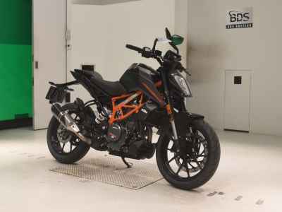 KTM 390 Duke 2025