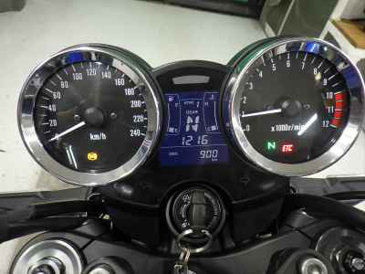 Kawasaki Z900RS 2024