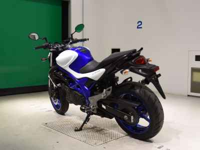 Suzuki Gladius SFV400 2012