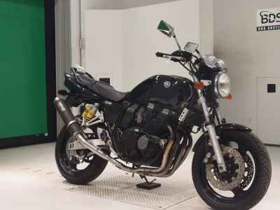 Yamaha XJR400 2006