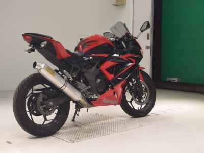 Kawasaki Ninja 250 2015