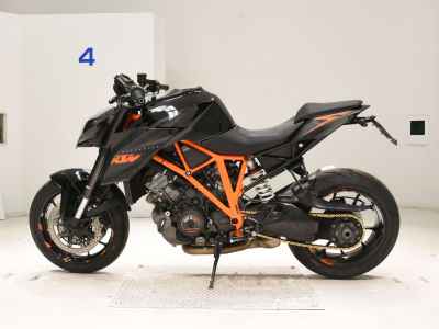 KTM 1290 Super Duke R 2016