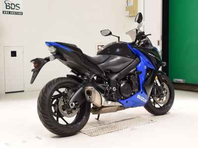 Suzuki GSX-S1000F 2017