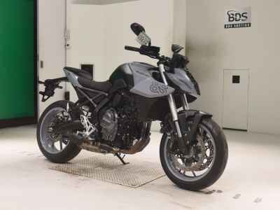 Suzuki GSX-8S 2024