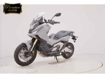 Honda X-Adv 750 2025