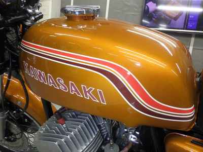 Kawasaki 750SS 2023