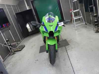 Kawasaki Ninja ZX-10R 2024
