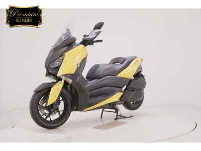 Yamaha XMAX 250