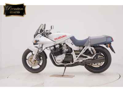 Suzuki GSX1100S Katana