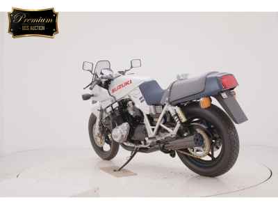 Suzuki GSX1100S Katana